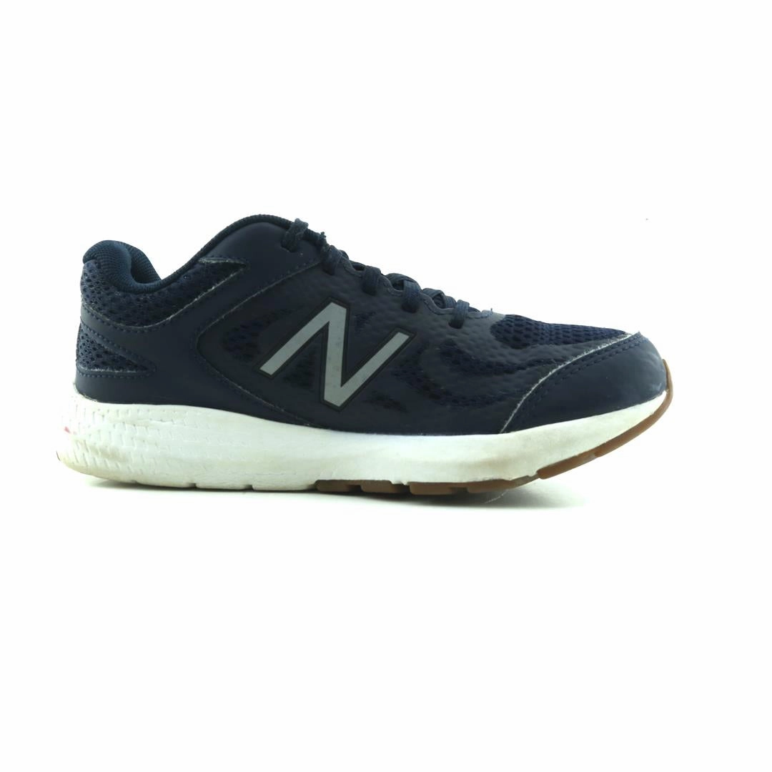 NEW BALANCE 519 New Balance casual shoe looks