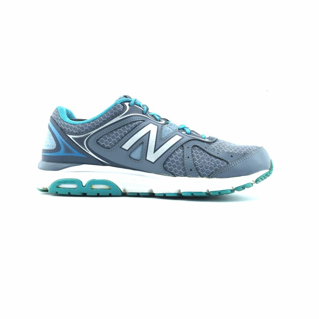 NEW BALANCE 560V6 stylish New Balance designs