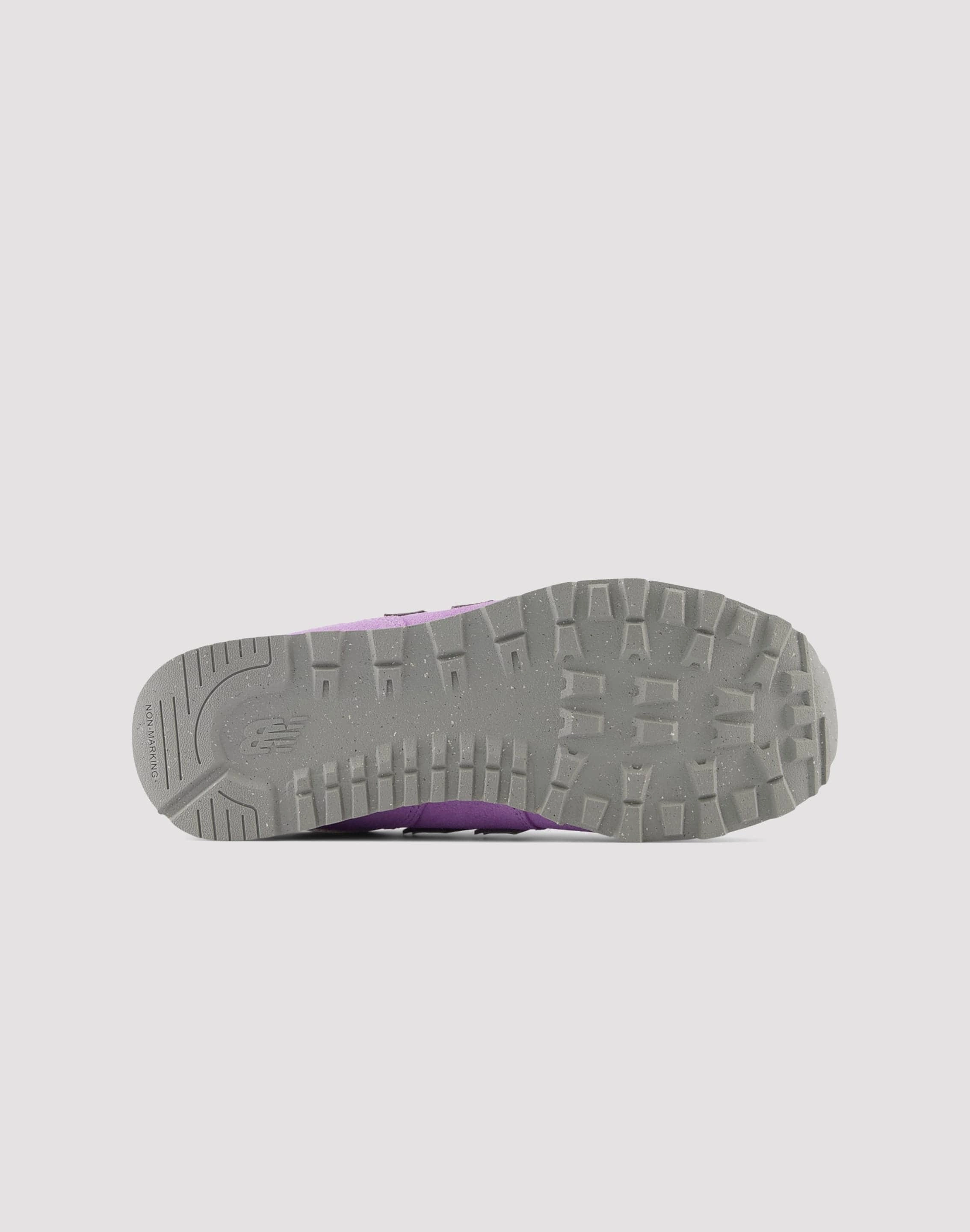 New Balance 574 Grade-School Cushioned Shoes