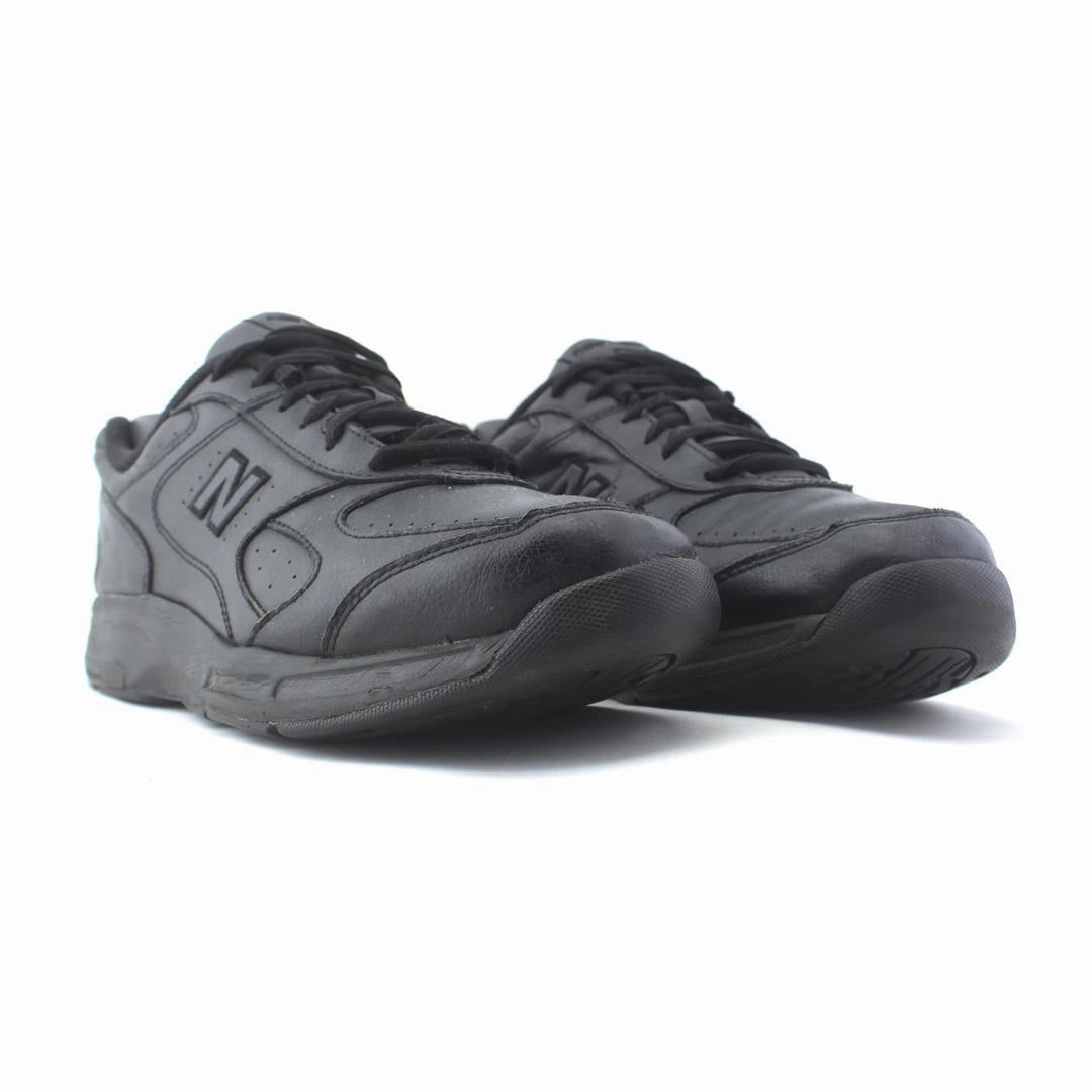NEW BALANCE 575 New Balance trainer visuals