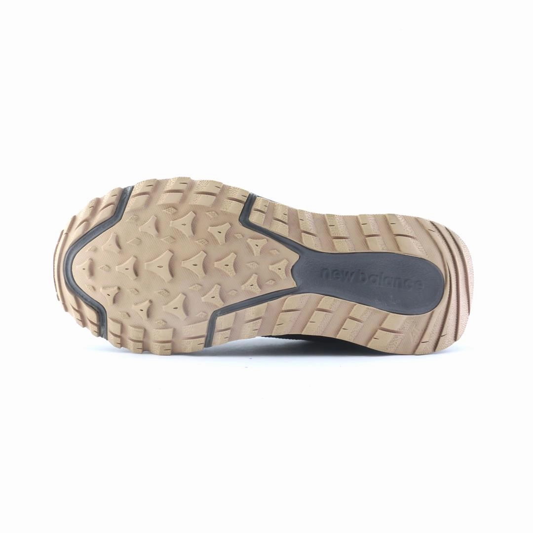 NEW BALANCE 590 V3 stylish New Balance designs