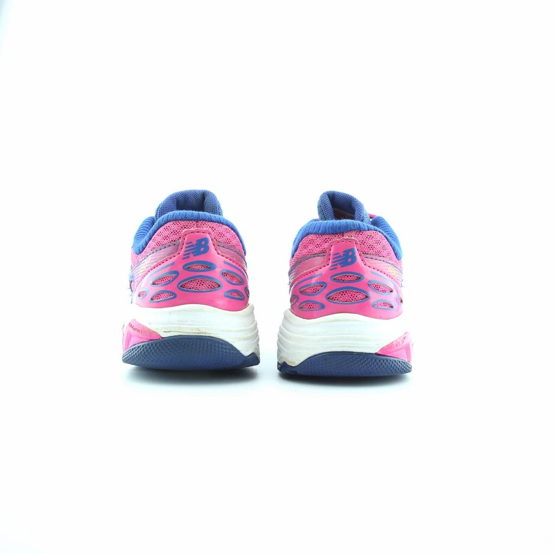 NEW BALANCE 680V3 New Balance trainer visuals