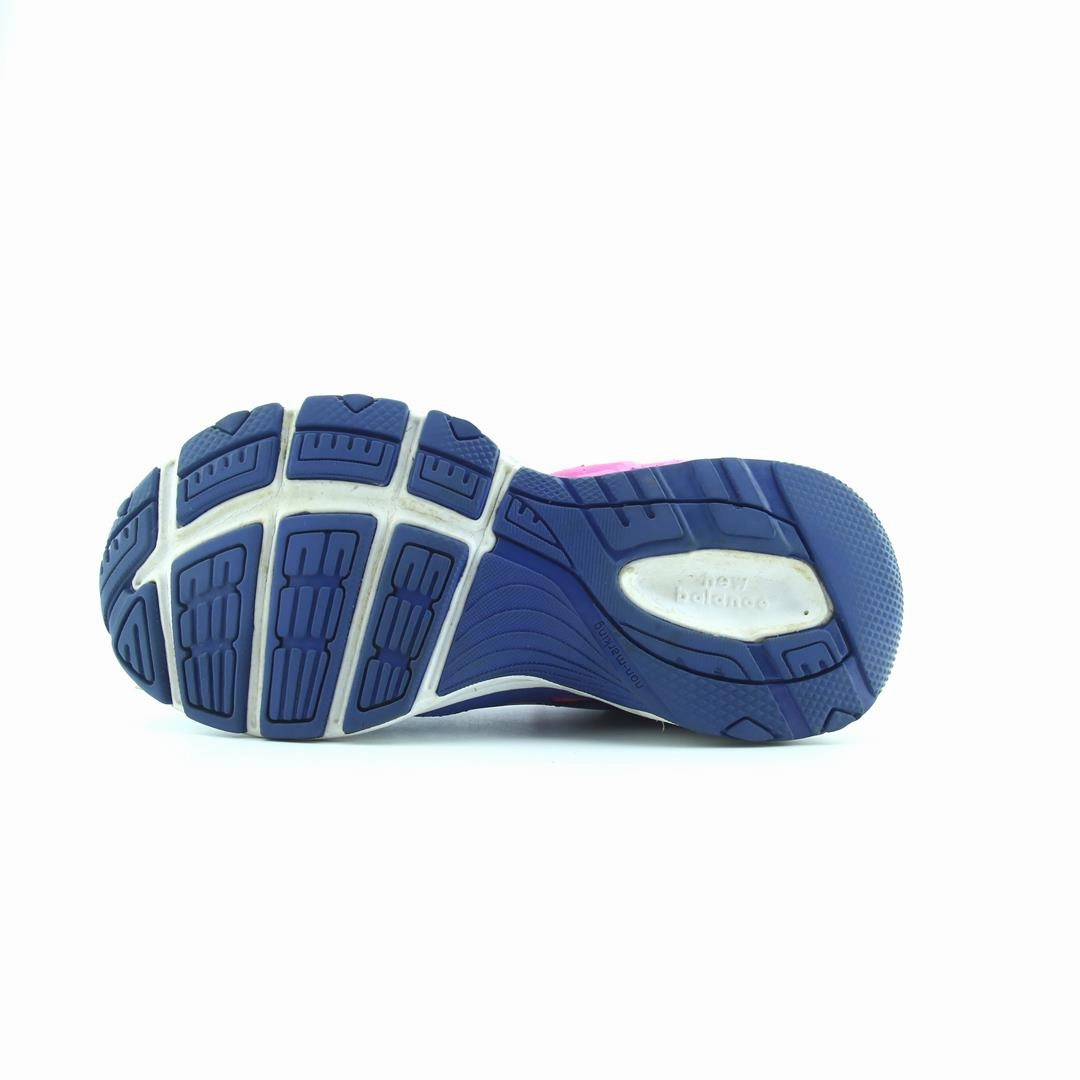 NEW BALANCE 680V3 New Balance trainer visuals