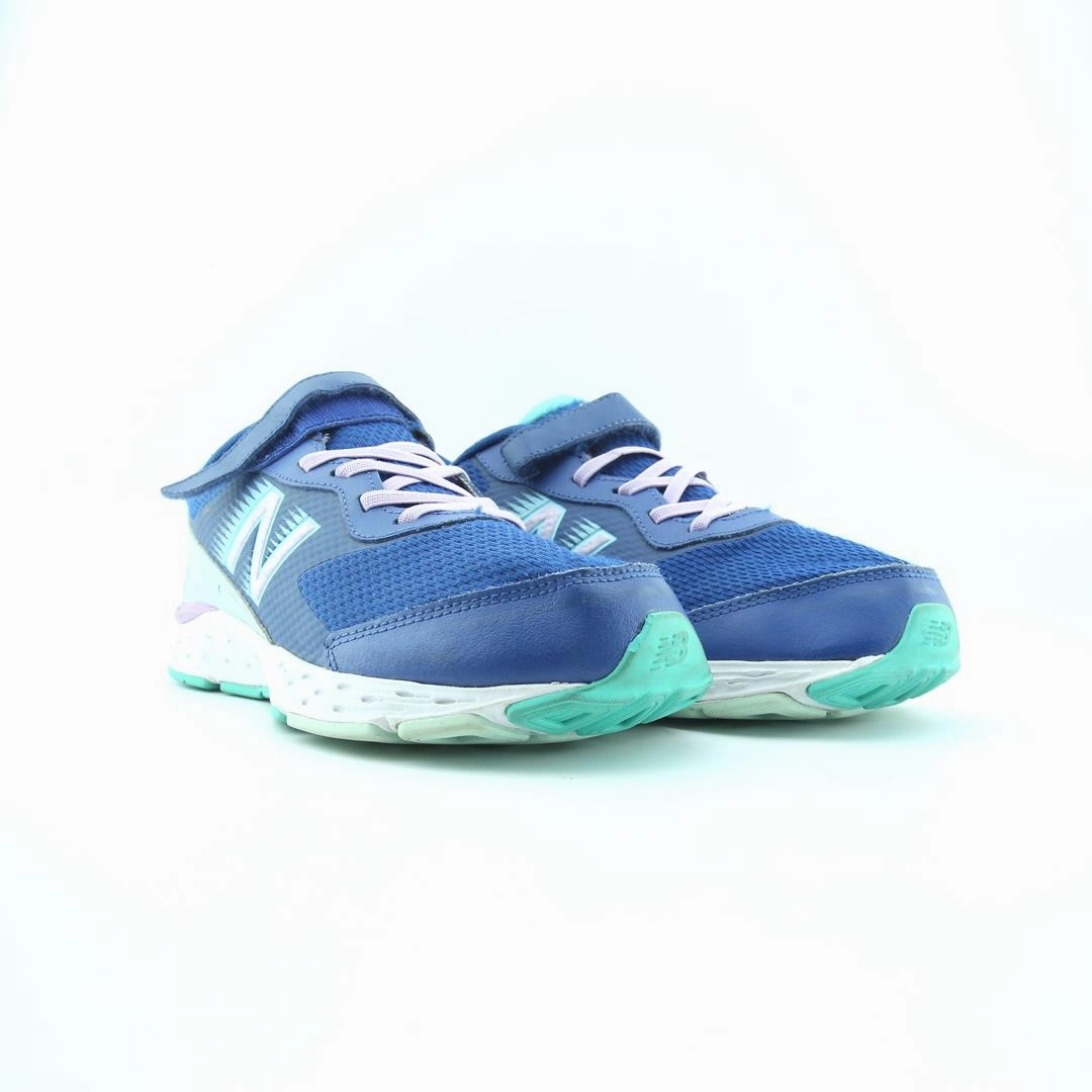 NEW BALANCE 680V6 New Balance trainer visuals