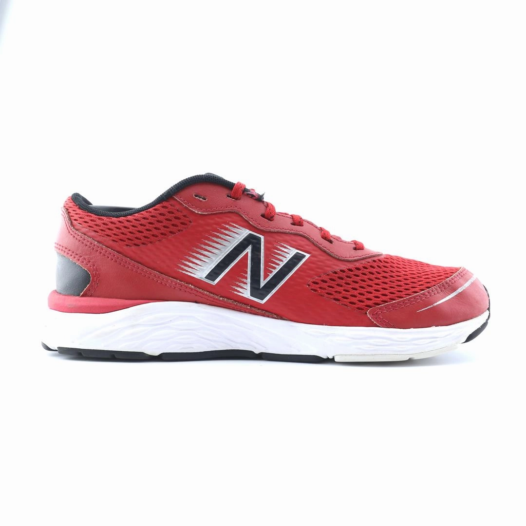 NEW BALANCE 680V6 stylish New Balance designs