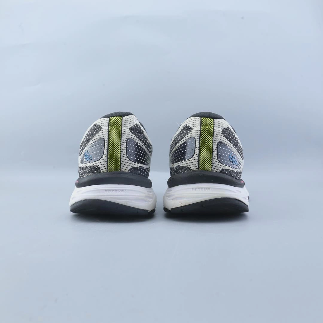 NEW BALANCE 680V6 stylish New Balance designs