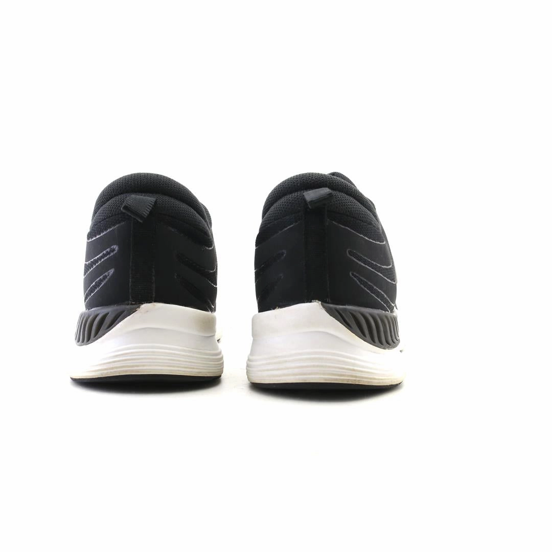 NEW BALANCE 715V2 retro New Balance shoe shots