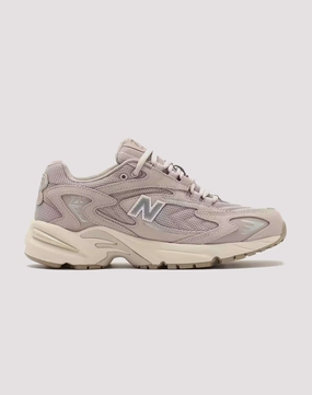 New Balance 725v1 New Balance sneakers with cushioned midsoles