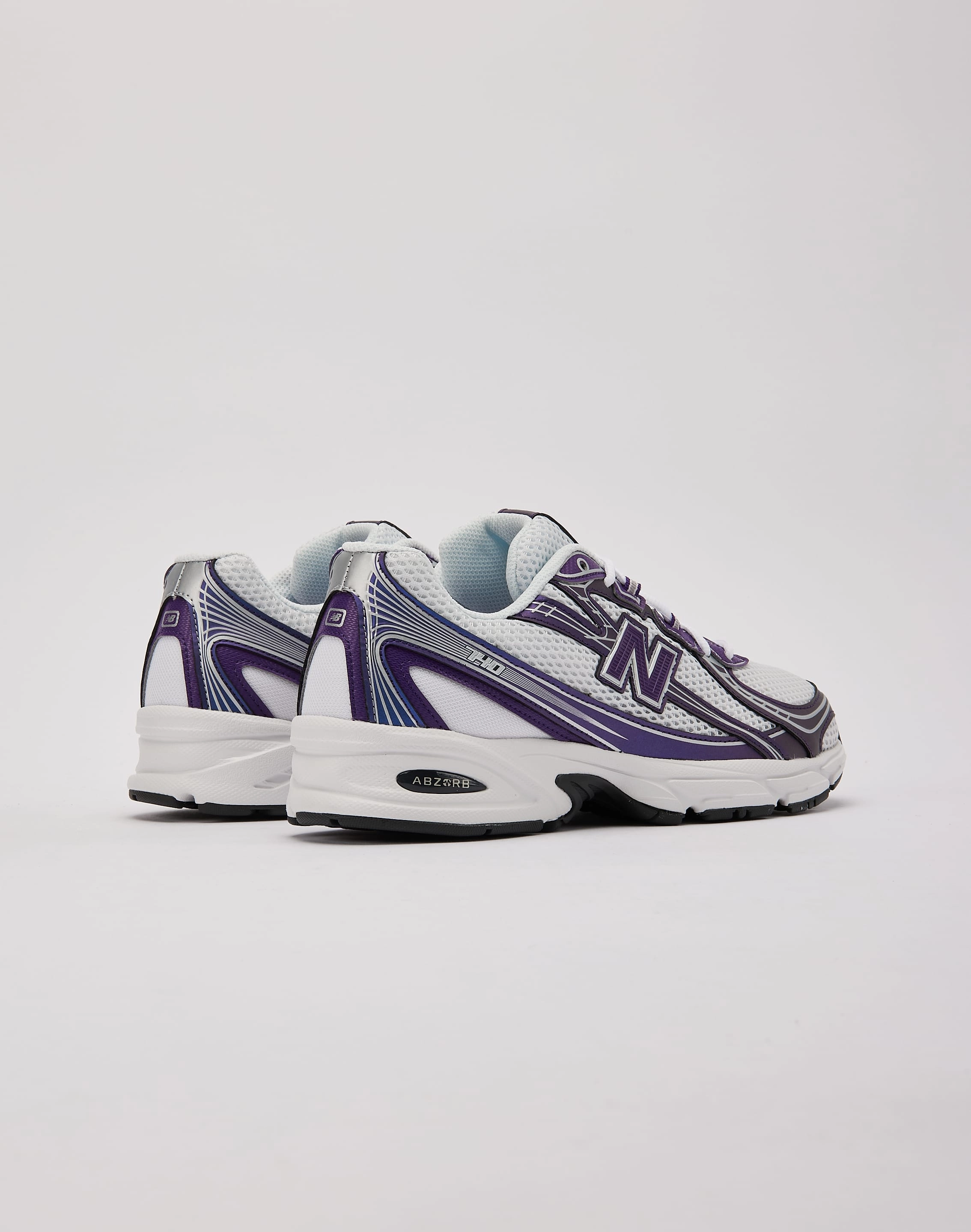 New Balance 740 Cushioned Shoes