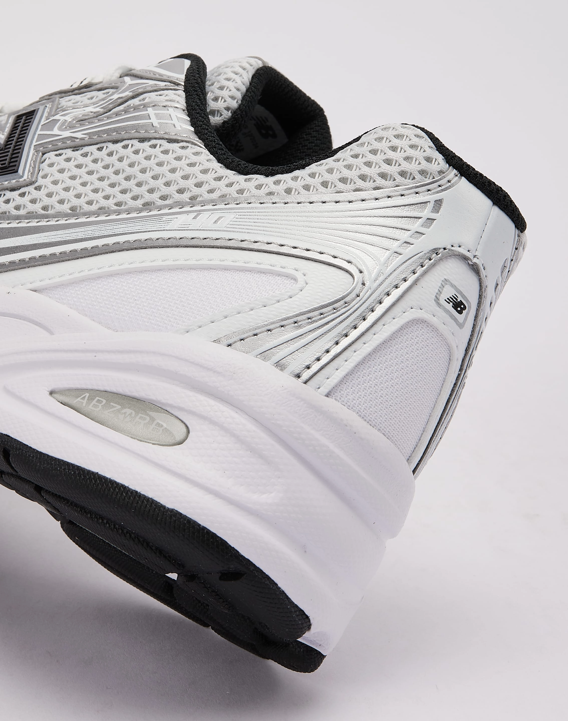 New Balance 740 Cushioned Shoes