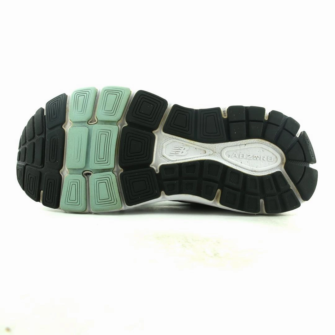 NEW BALANCE 840V4 retro New Balance shoe shots