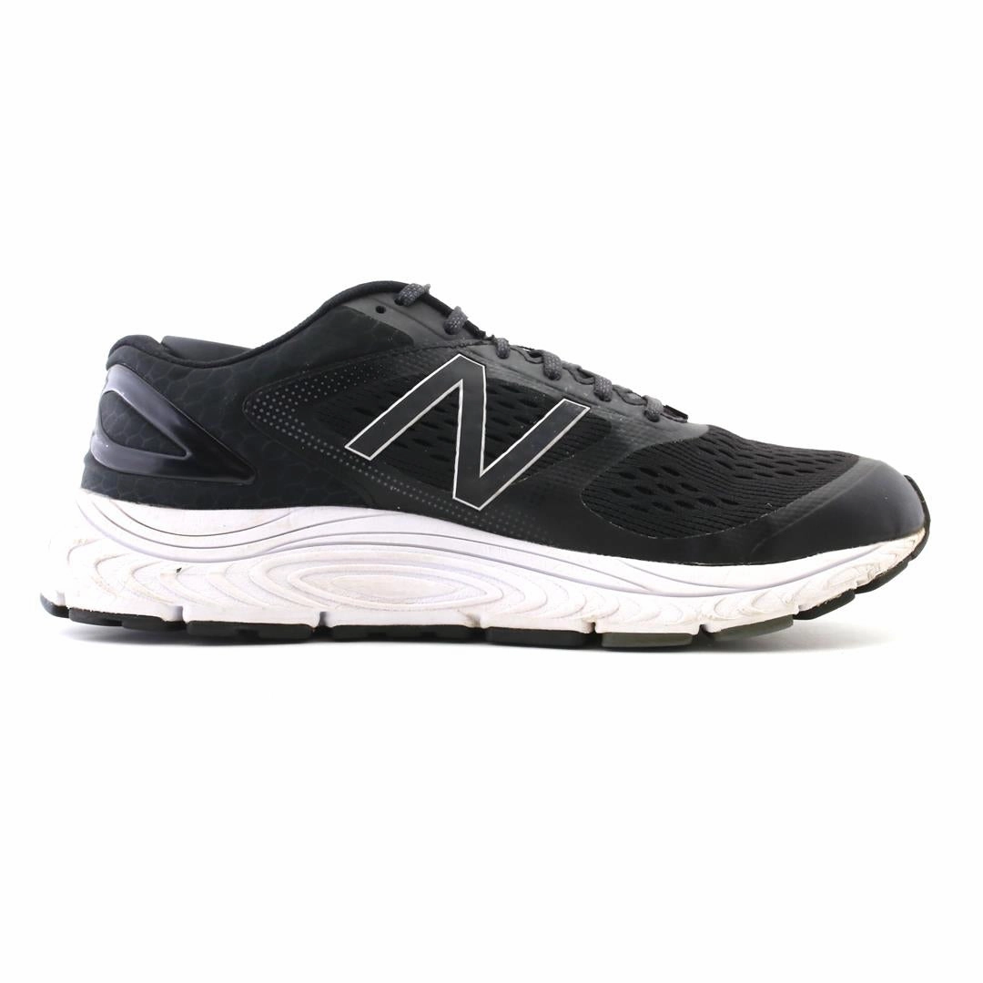 NEW BALANCE 840V4 retro New Balance shoe shots