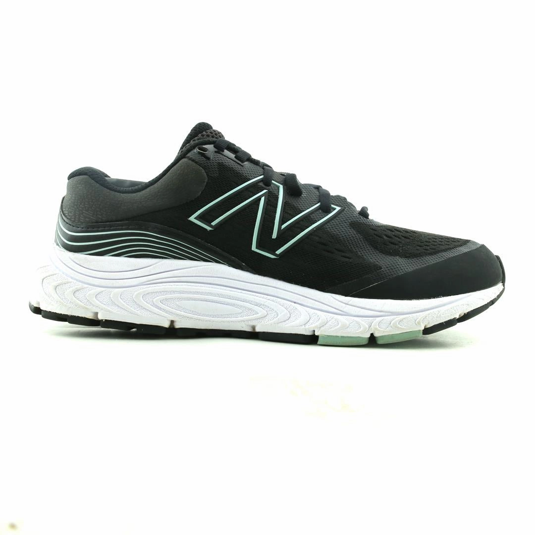 NEW BALANCE 840V4 retro New Balance shoe shots