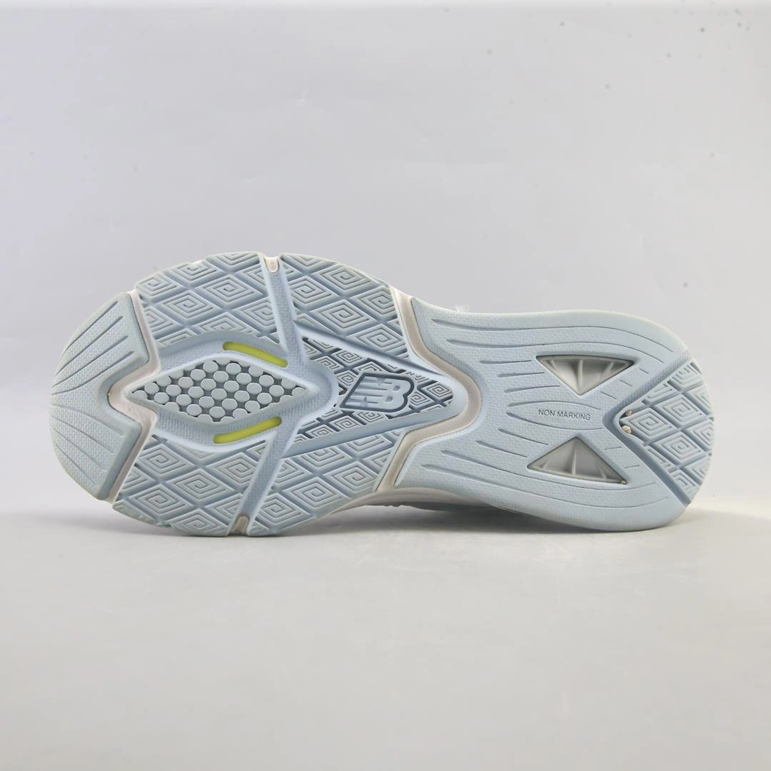 NEW BALANCE 857V2 retro New Balance shoe shots