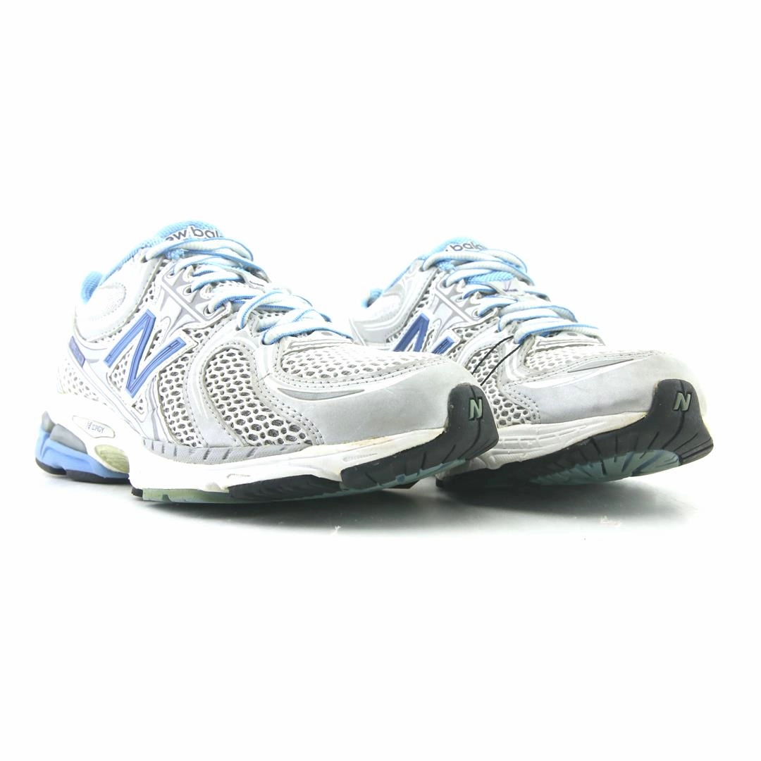 NEW BALANCE 860 New Balance casual shoe looks