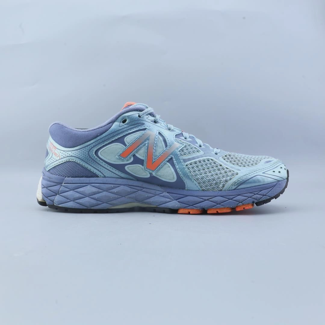 NEW BALANCE 860 V6 stylish New Balance designs