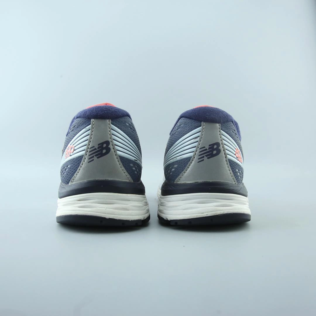 NEW BALANCE 880V8 New Balance trainer visuals