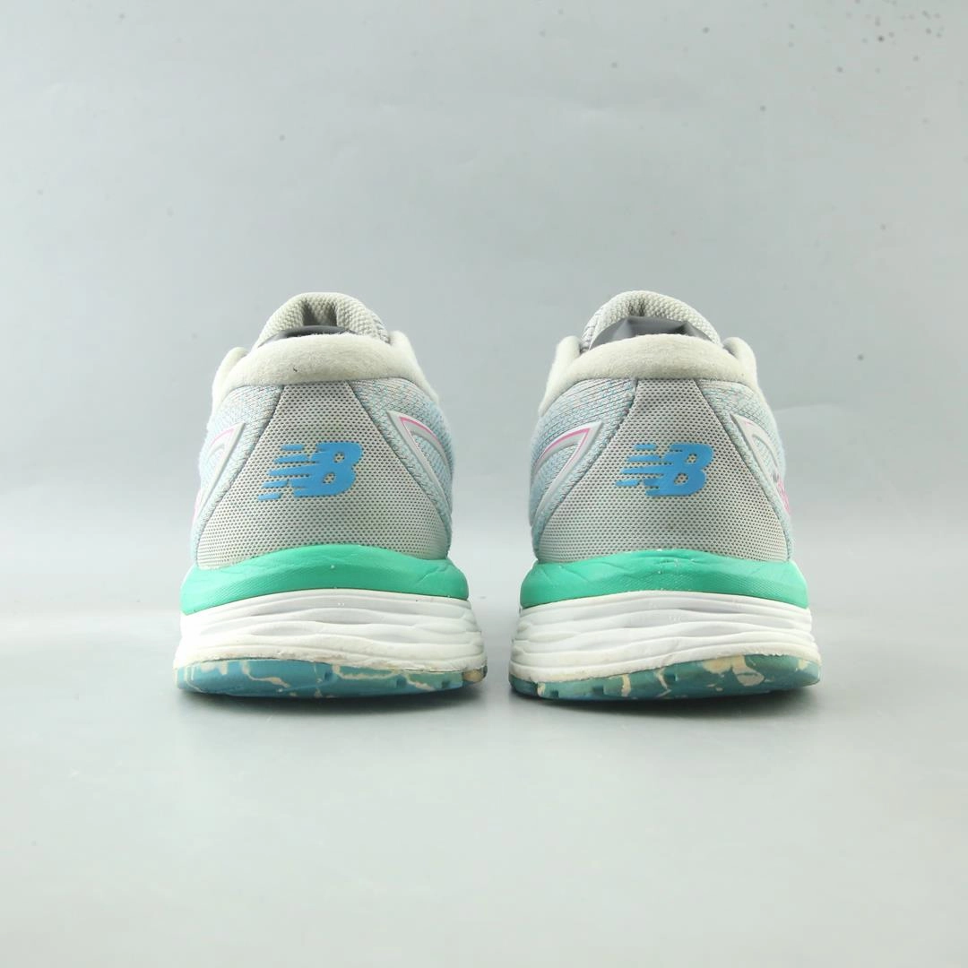 NEW BALANCE 880V9 New Balance casual shoe looks