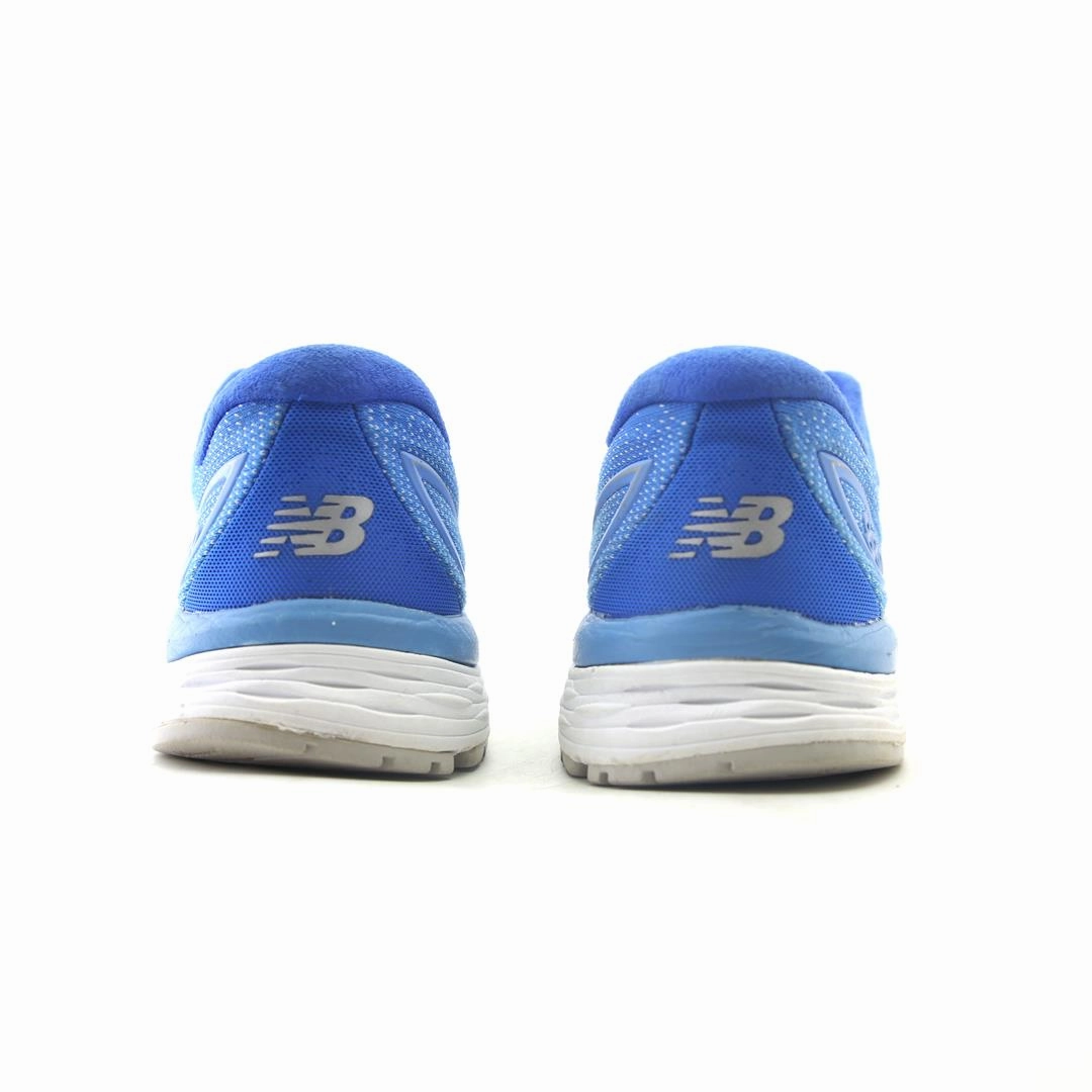 NEW BALANCE 880V9 stylish New Balance designs