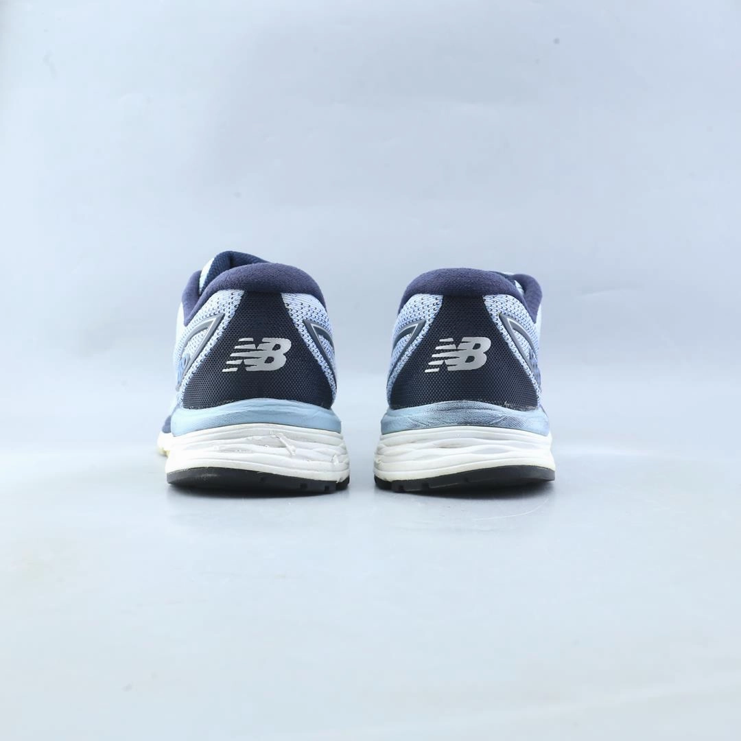 NEW BALANCE 880V9 stylish New Balance designs