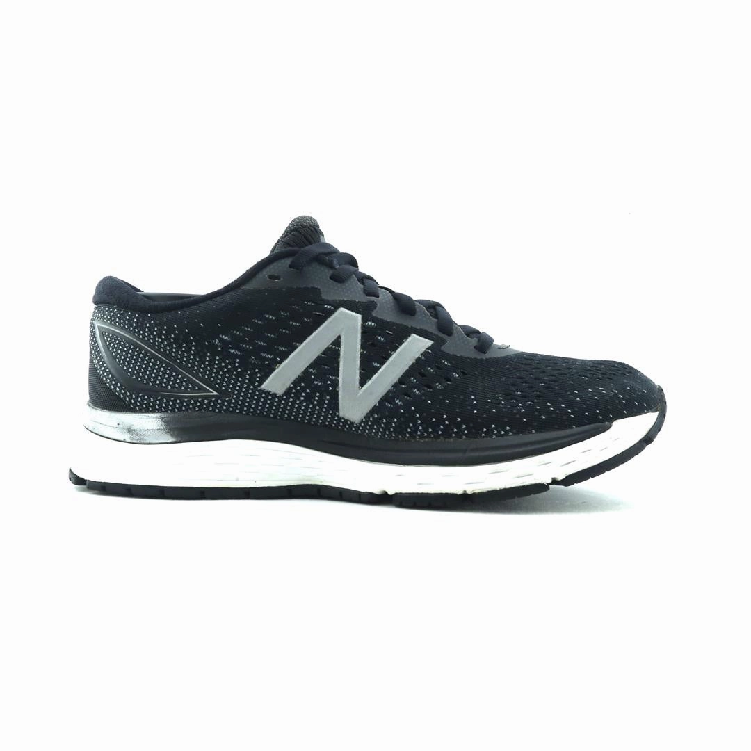 NEW BALANCE 880V9 stylish New Balance designs