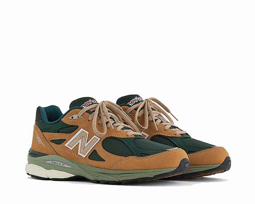 New Balance 990 Made in USA New Balance athletic sneakers