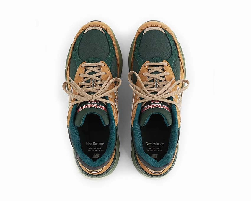 New Balance 990 Made in USA New Balance athletic sneakers