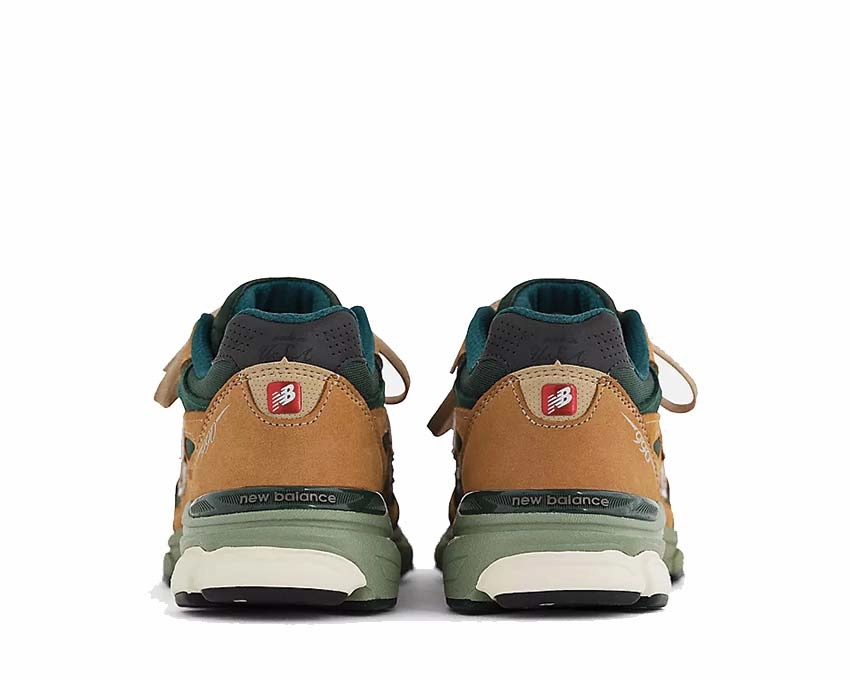 New Balance 990 Made in USA New Balance athletic sneakers