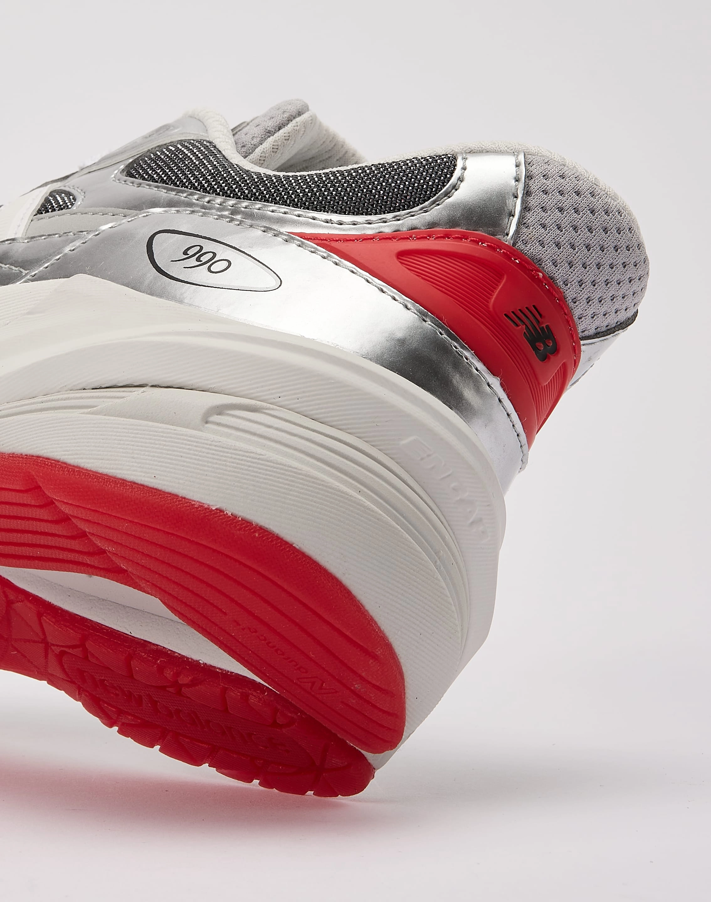 New Balance 990v6 'Tinsel' Grade-School Cushioned Shoes
