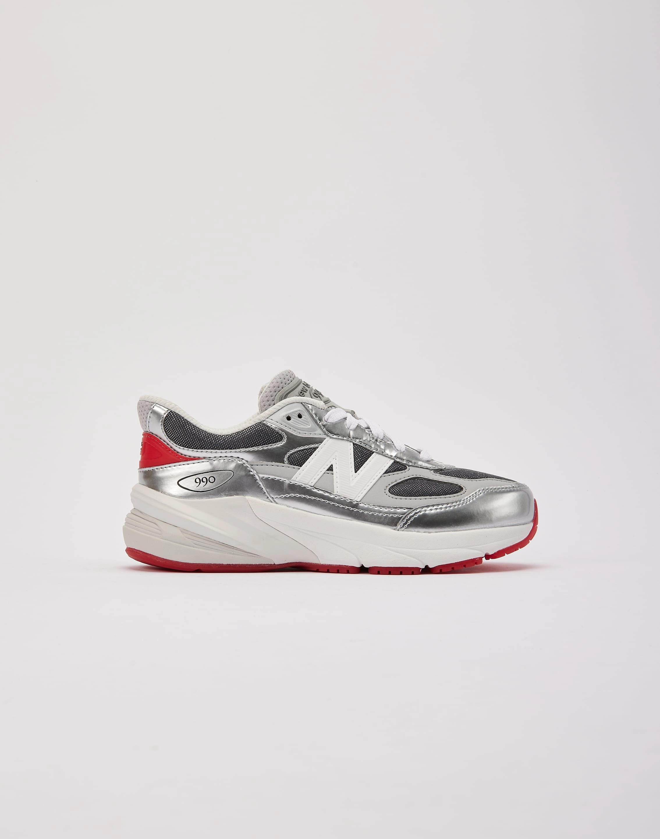 New Balance 990v6 'Tinsel' Grade-School New Balance sneakers with cushioned midsoles