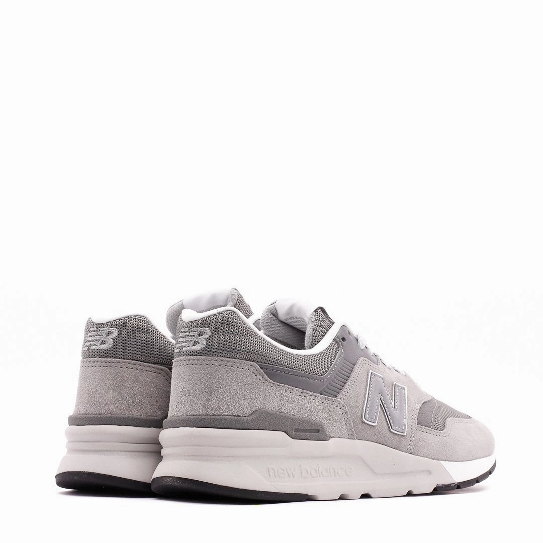 New Balance 997 Grey White Core CM997HCA classic New Balance pictures