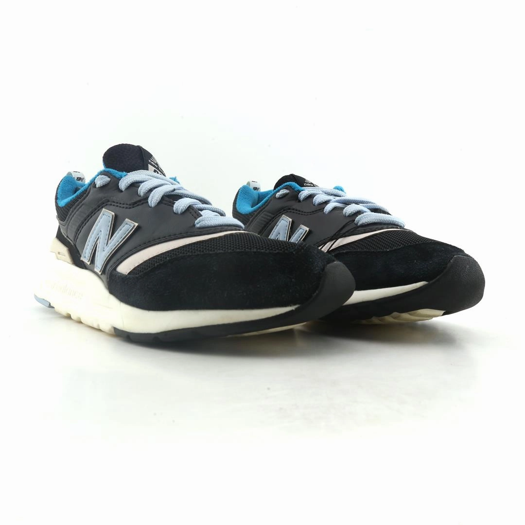 NEW BALANCE 997H New Balance trainer visuals