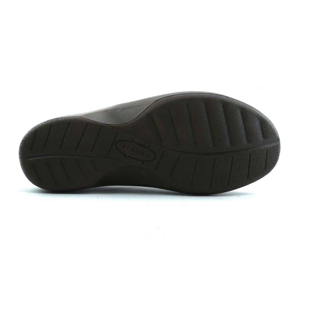 NEW BALANCE ARAVON New Balance casual shoe looks