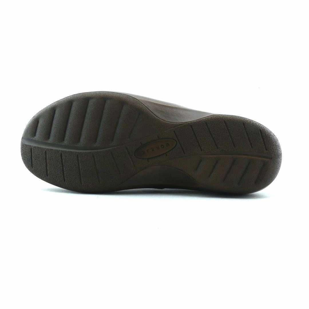 NEW BALANCE ARAVON New Balance casual shoe looks