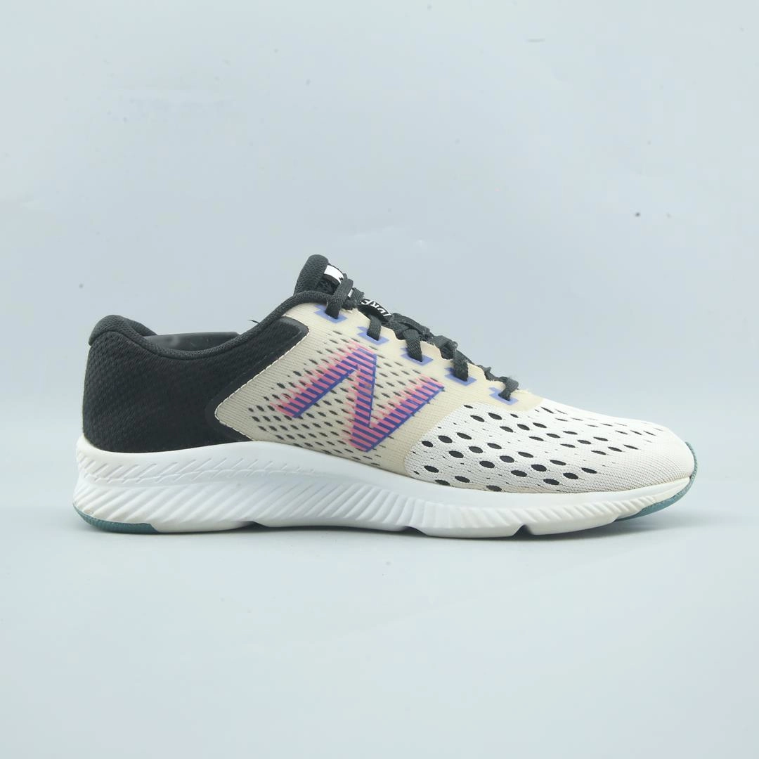NEW BALANCE  DRFT V1 New Balance trainer visuals