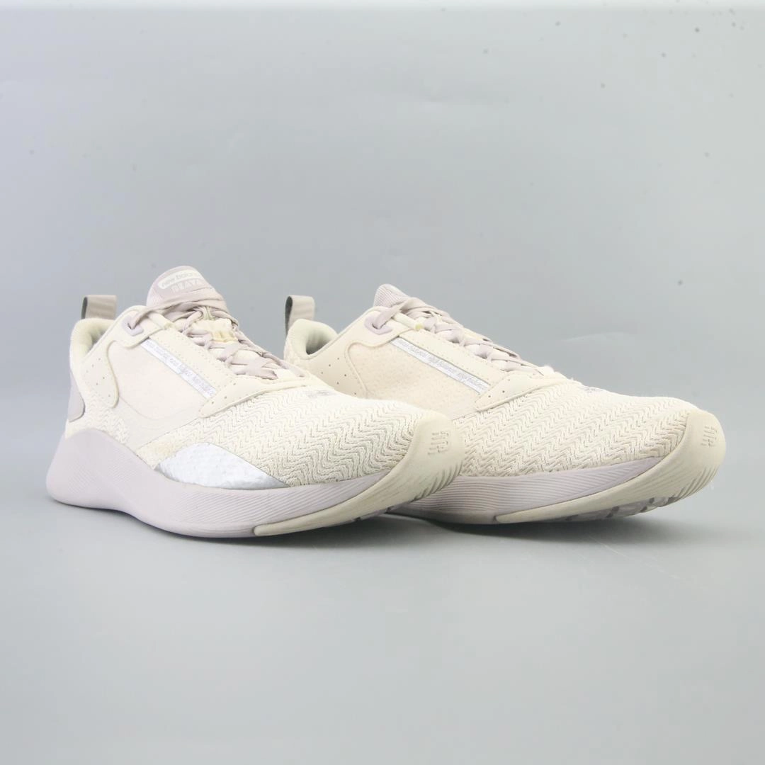NEW BALANCE DYNASOFT BEAYA retro New Balance shoe shots