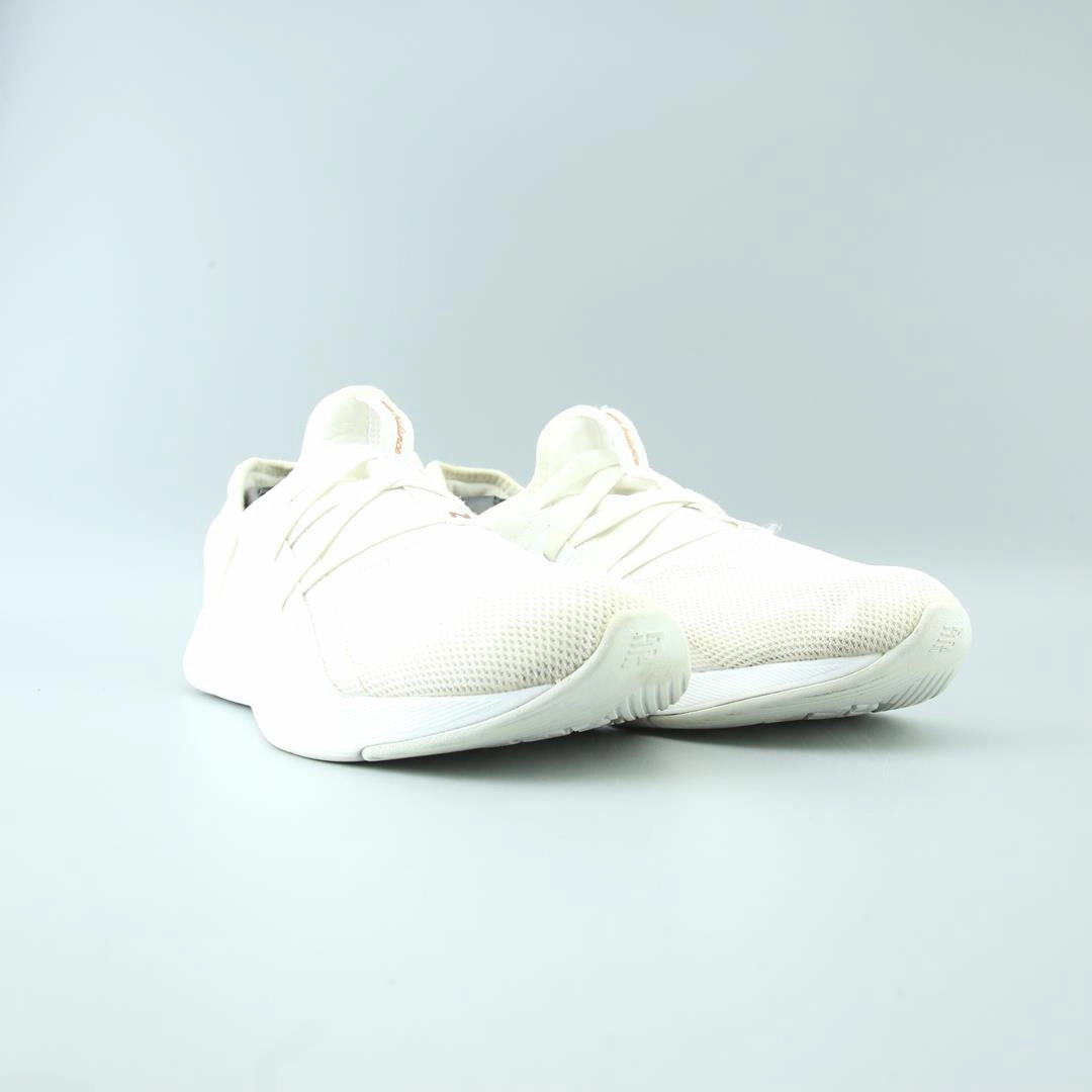 NEW BALANCE DYNASOFT BEAYA V1 stylish New Balance designs