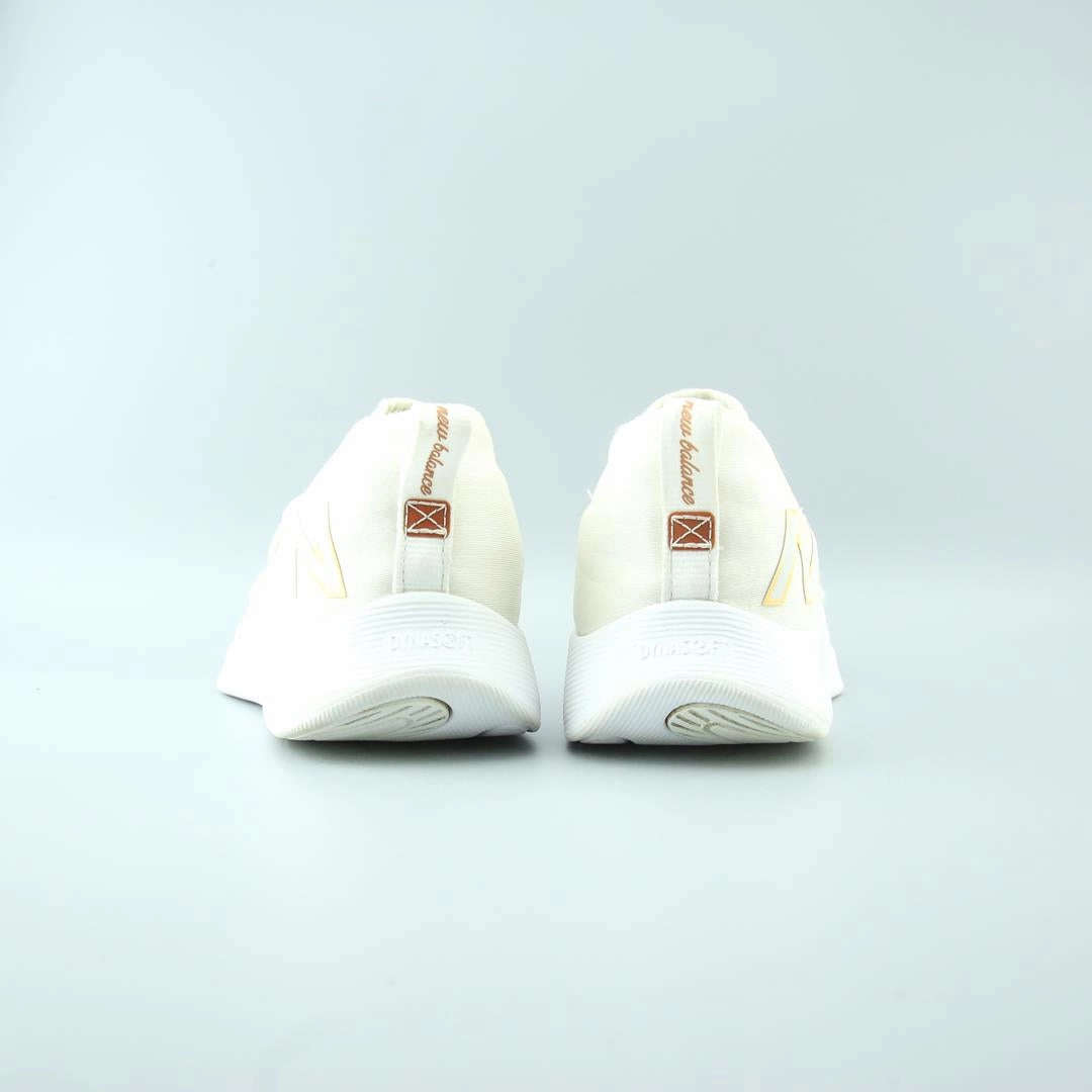 NEW BALANCE DYNASOFT BEAYA V1 stylish New Balance designs