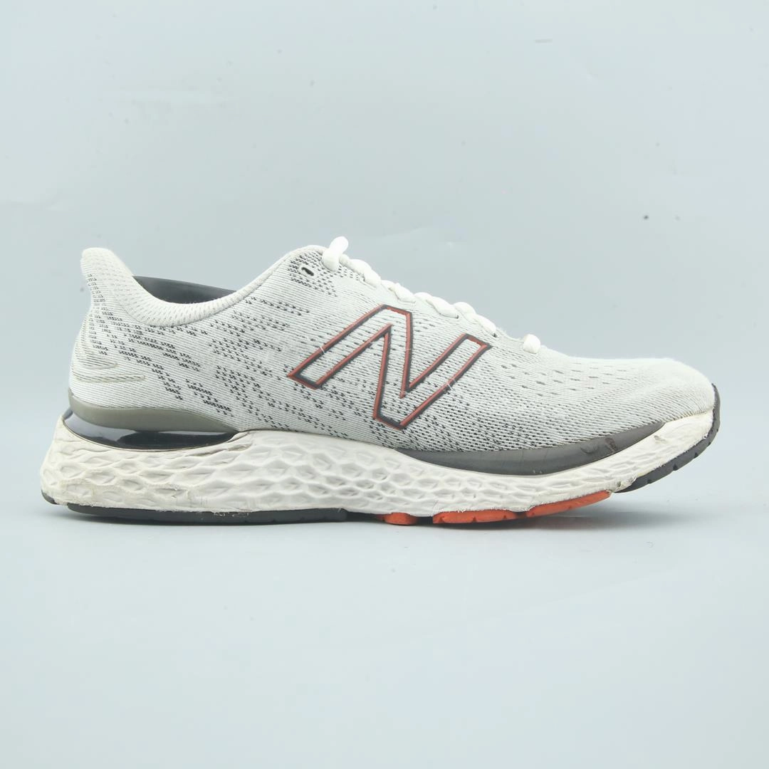 NEW BALANCE FRESH FOAM 880V11 New Balance trainer visuals