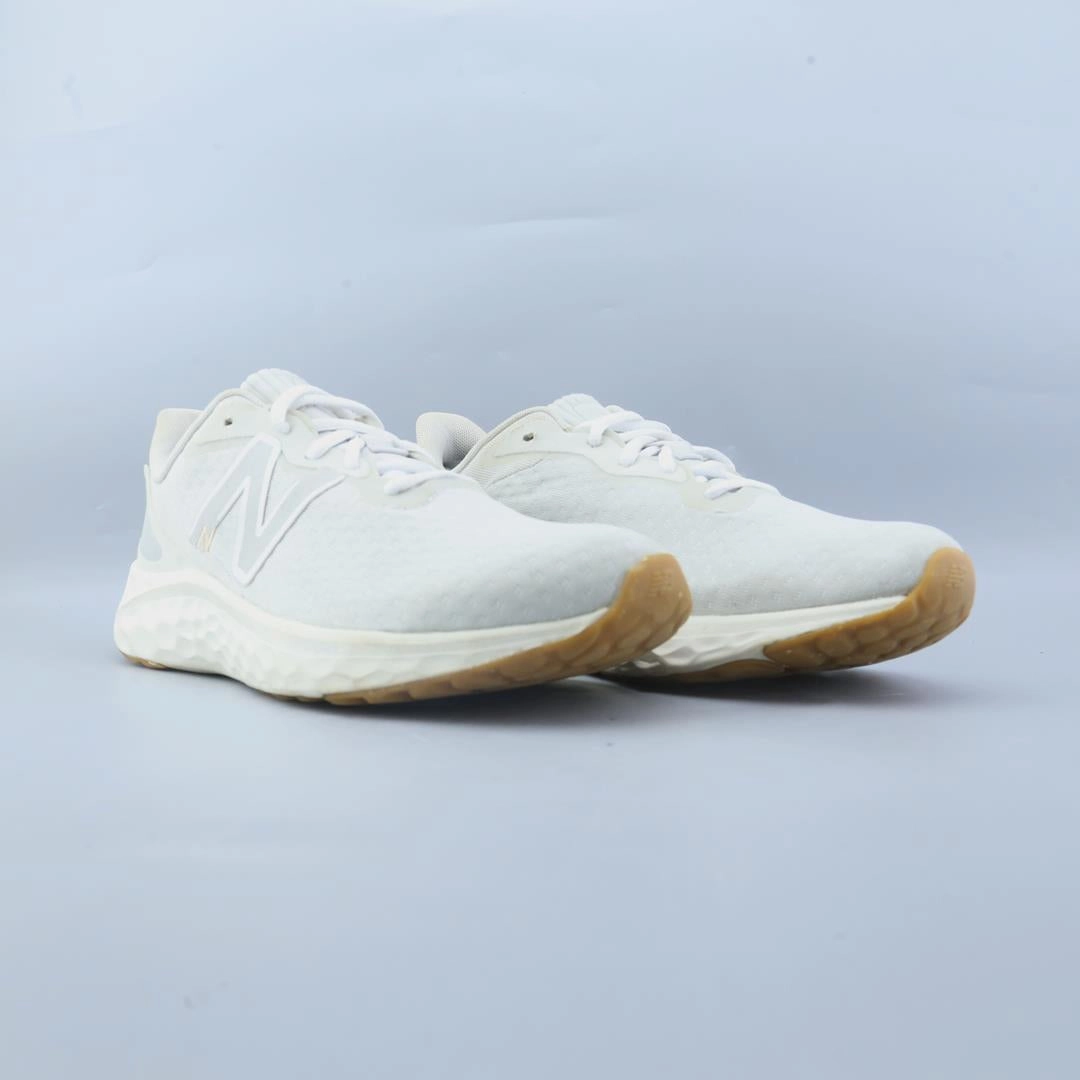 NEW BALANCE FRESH FOAM ARISHI V4 stylish New Balance designs