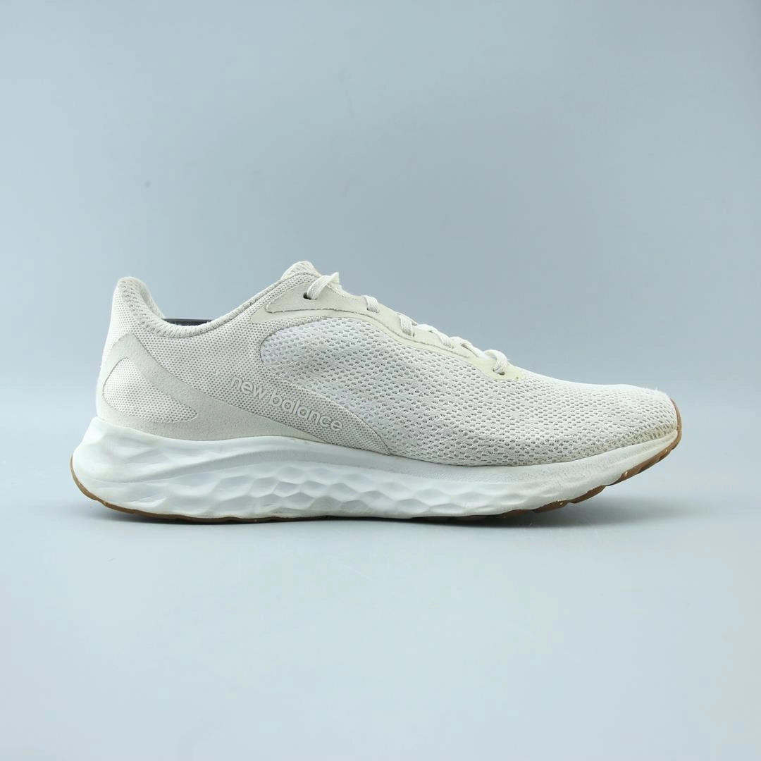 NEW BALANCE FRESH FOAM ARISHI V4 stylish New Balance designs