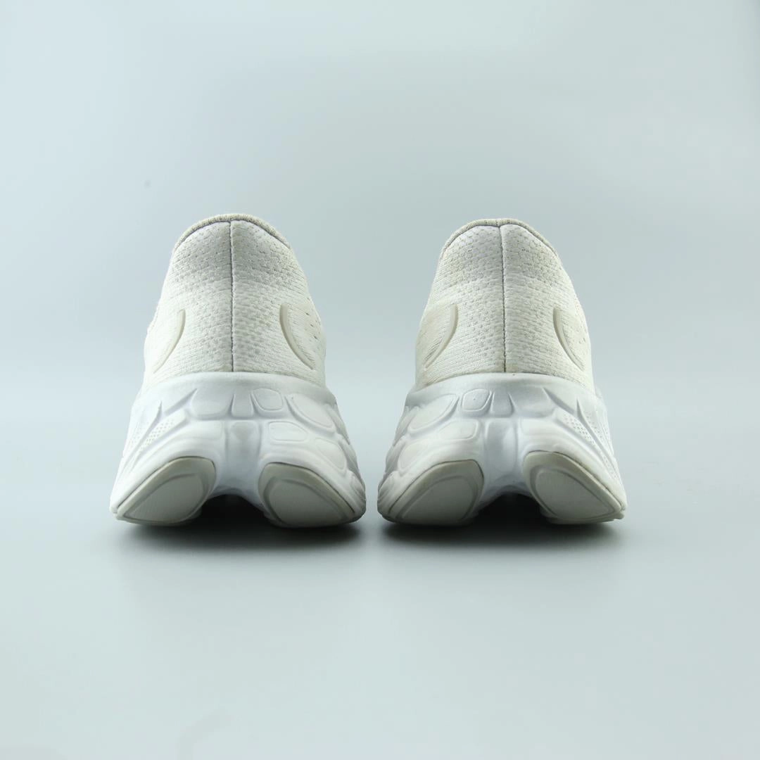NEW BALANCE FRESH FOAM MORE V4 stylish New Balance designs