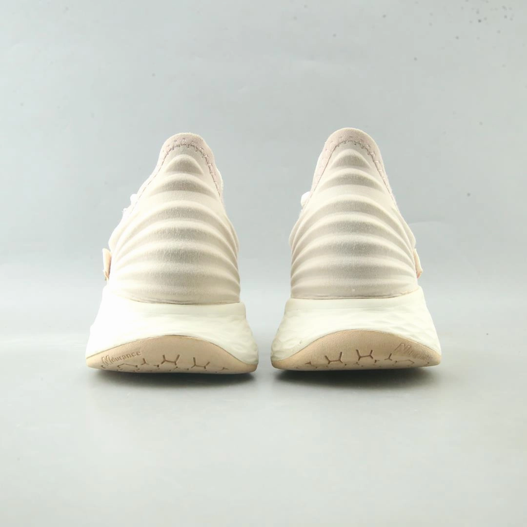 NEW BALANCE FRESH FOAM ROAV New Balance casual shoe looks