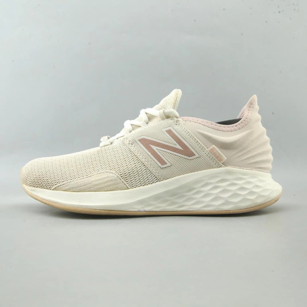 NEW BALANCE FRESH FOAM ROAV New Balance stylish casual shoe designs