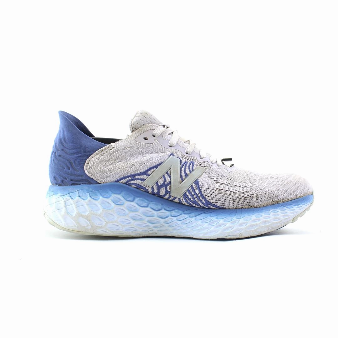 NEW BALANCE FRESH FOAM X 1080V10 retro New Balance shoe shots