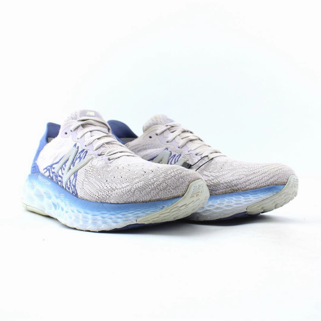 NEW BALANCE FRESH FOAM X 1080V10 retro New Balance shoe shots