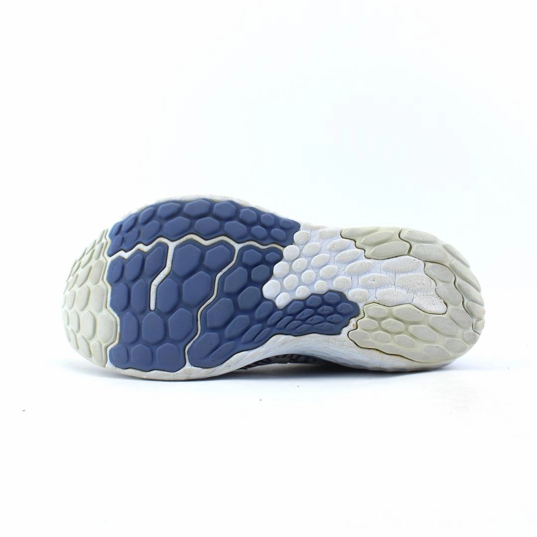 NEW BALANCE FRESH FOAM X 1080V10 retro New Balance shoe shots