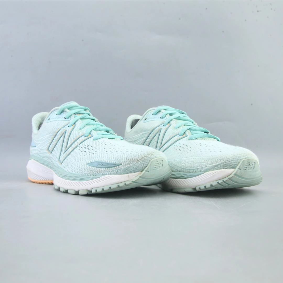 NEW BALANCE FRESH FOAM X 860 V12 New Balance trainer visuals