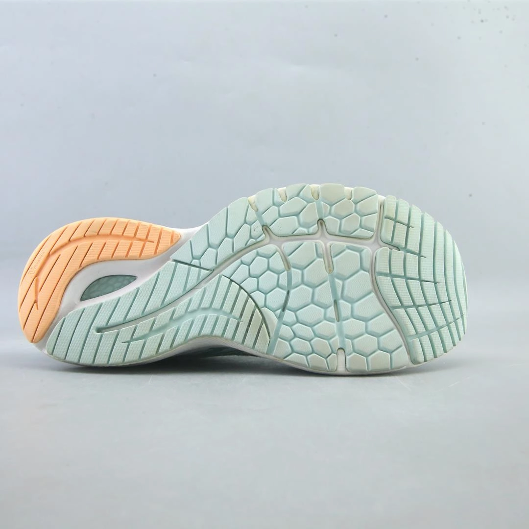 NEW BALANCE FRESH FOAM X 860 V12 New Balance trainer visuals