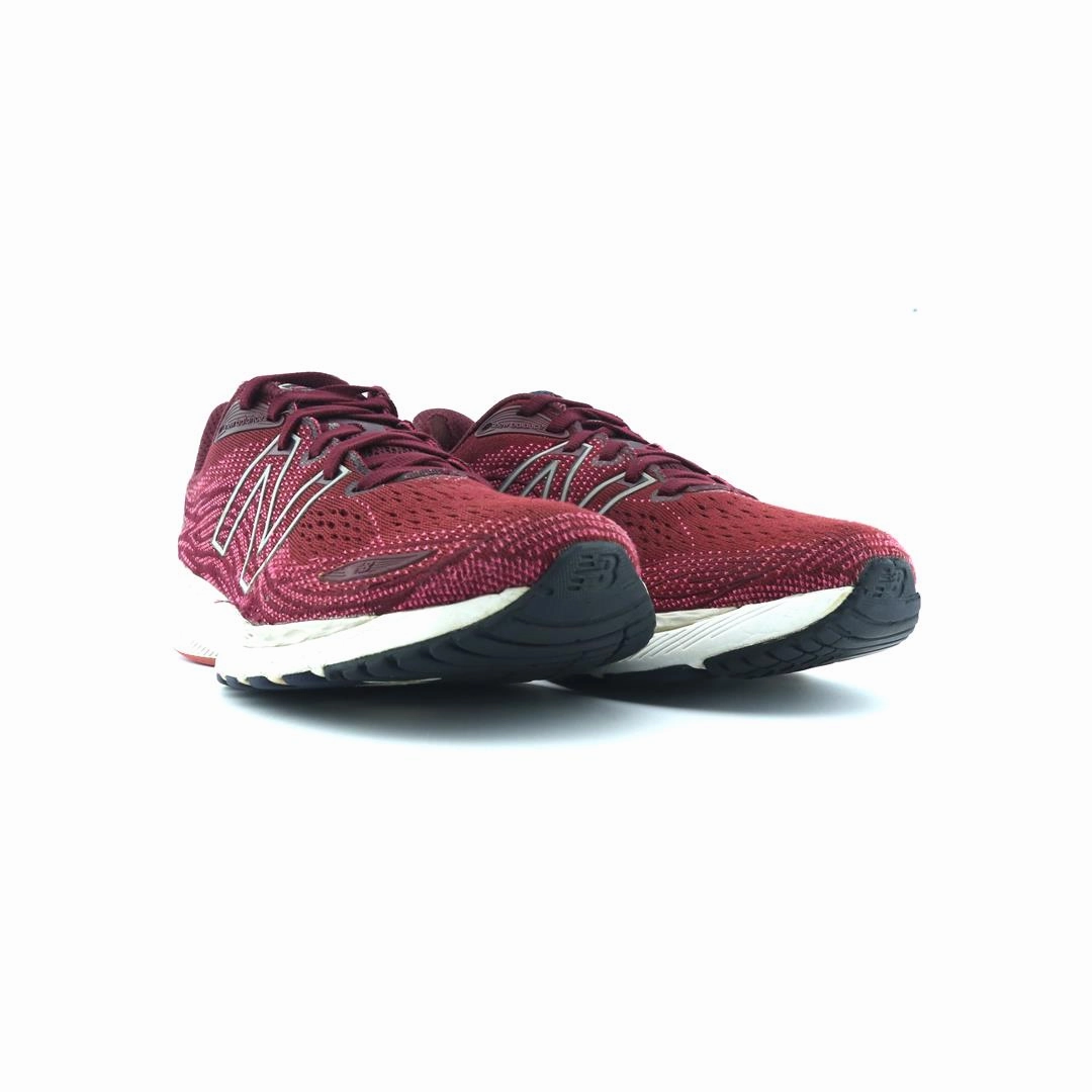 NEW BALANCE FRESH FOAM X 860V12 stylish New Balance designs